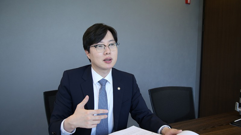 언론보도: 대학가 캠퍼스 내 성범죄, 유형 온오프라인으로 다양화…처벌 수위도 높아져